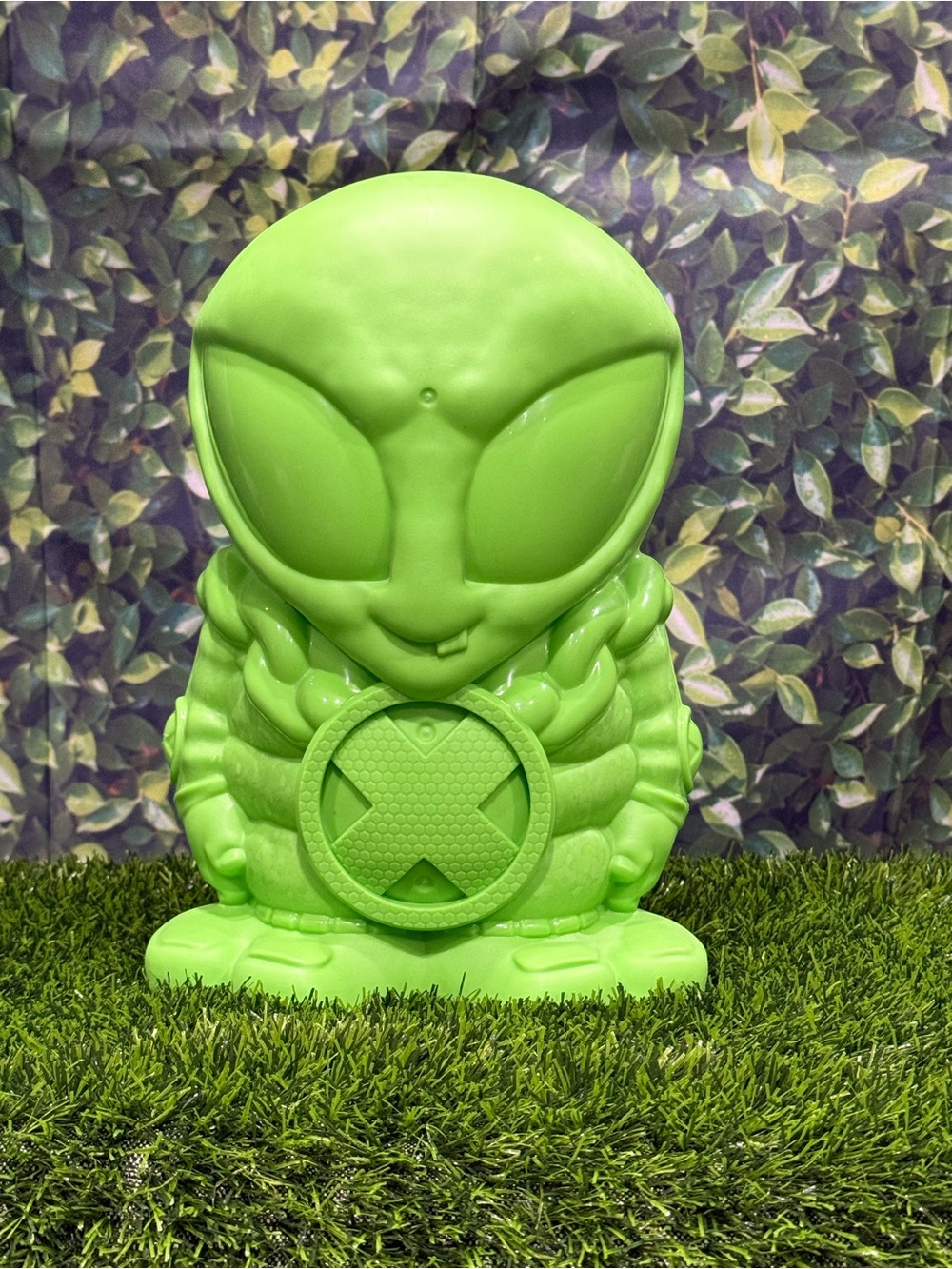 TREASURE X Mega Green Alien Dissection Figure EMPTY Halloween